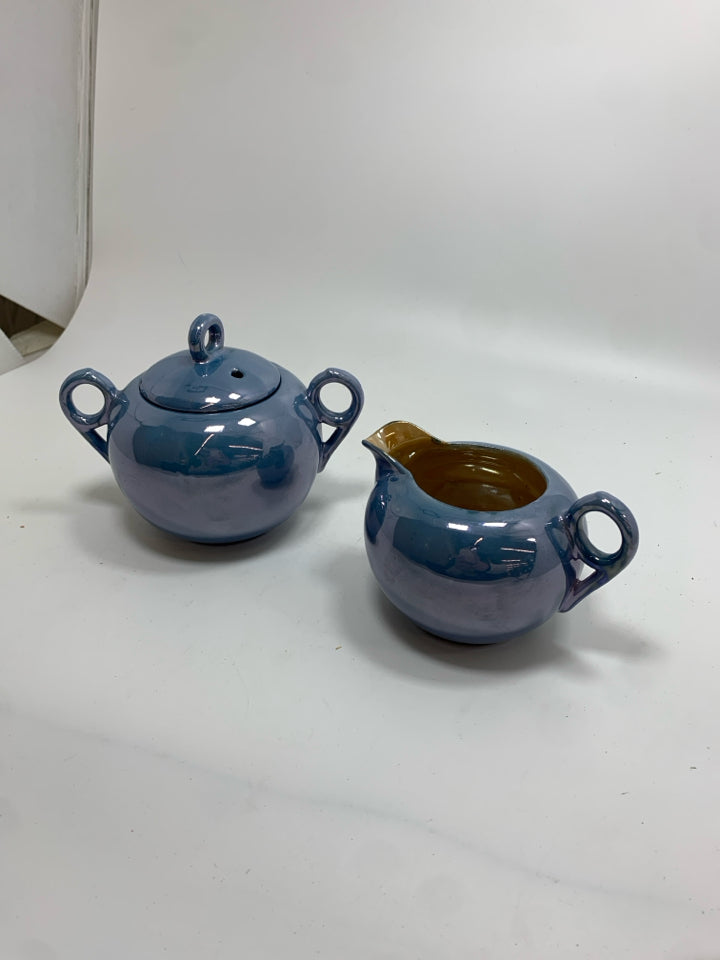 VTG BLUE W/ GOLD CREAM & SUGAR SET.