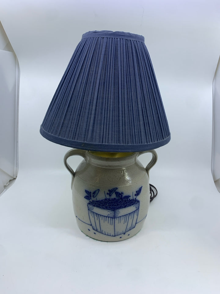 SALMON FALLS EMBOSSED BLUEBERRY CROCK BASKET LAMP W/ DARK BLUE SHADE.