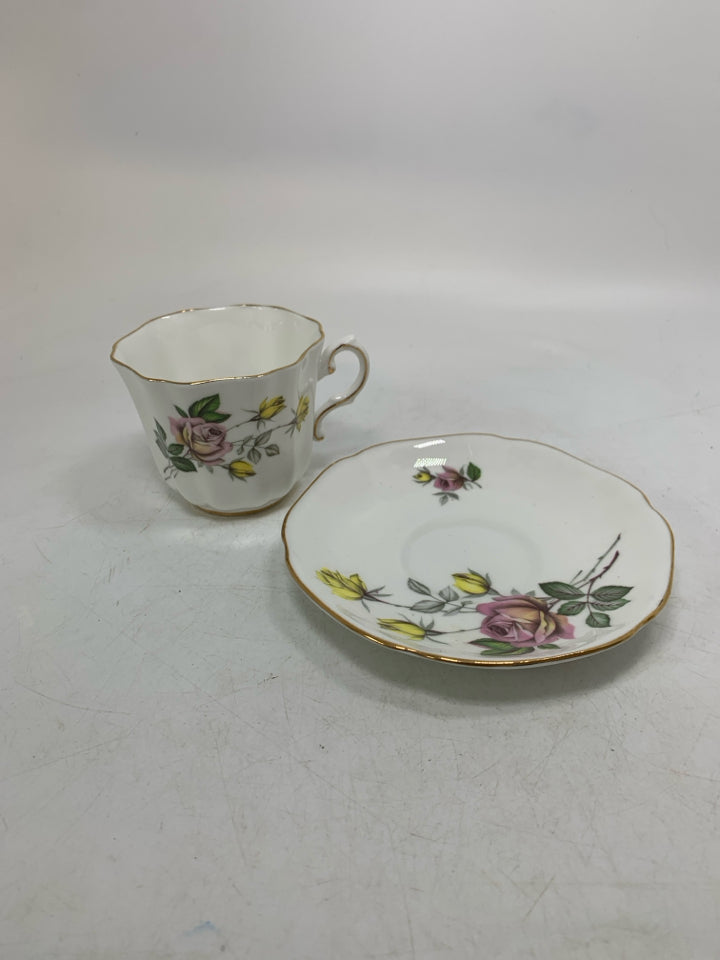 LIGHT PINK/YELLOW ROSES TEA CUP.