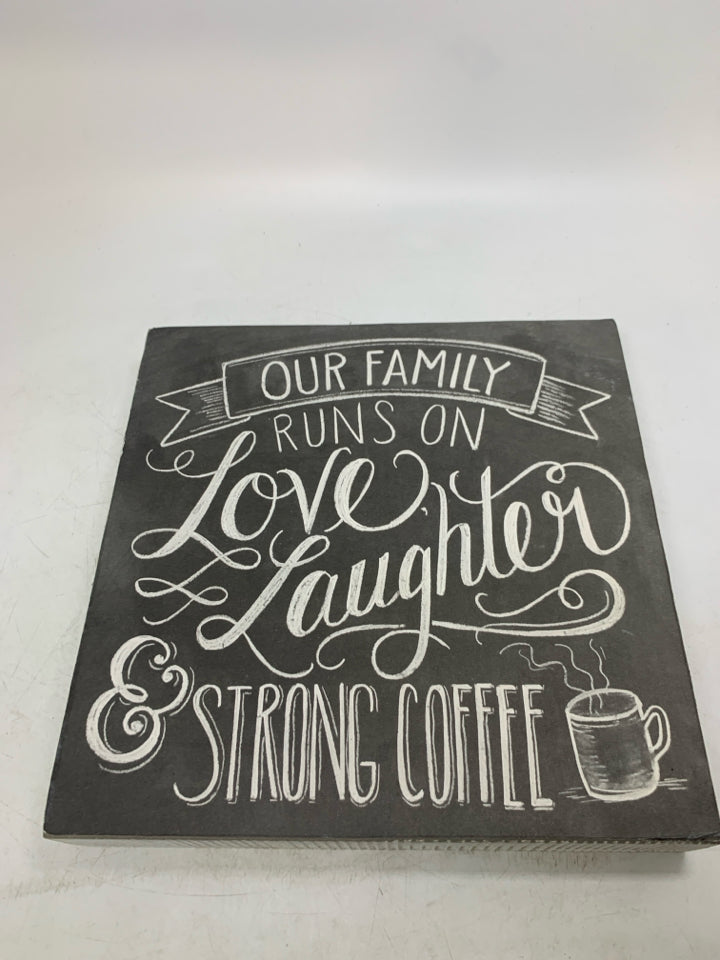 OUR FAMILY RUNS WALL HANGING 10" X 10"