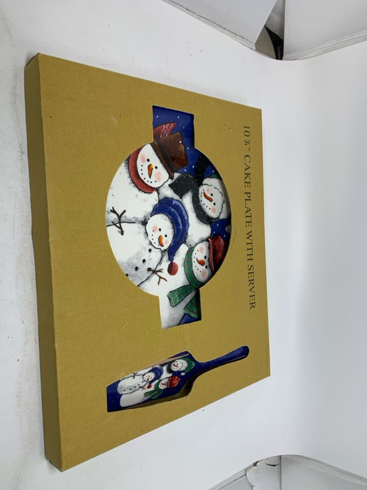 IN BOX 2PC SNOWMAN CAKE PLATE W/ SERVER.