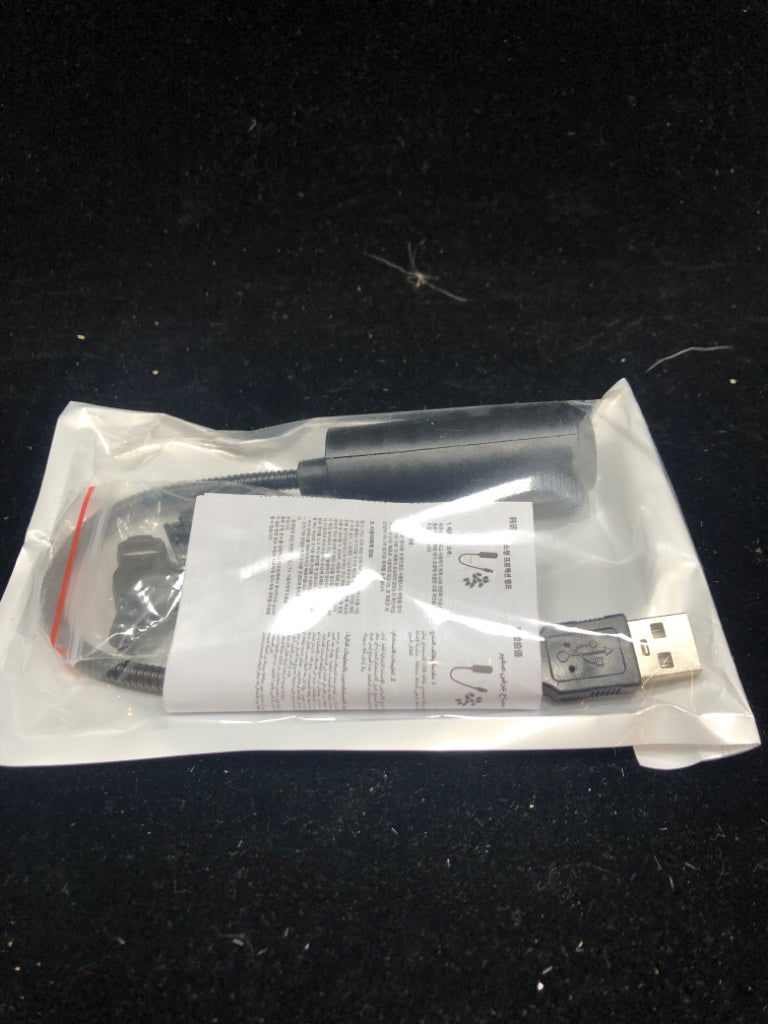 NIP USB PROJECTOR W/INSTRUCTIONS.
