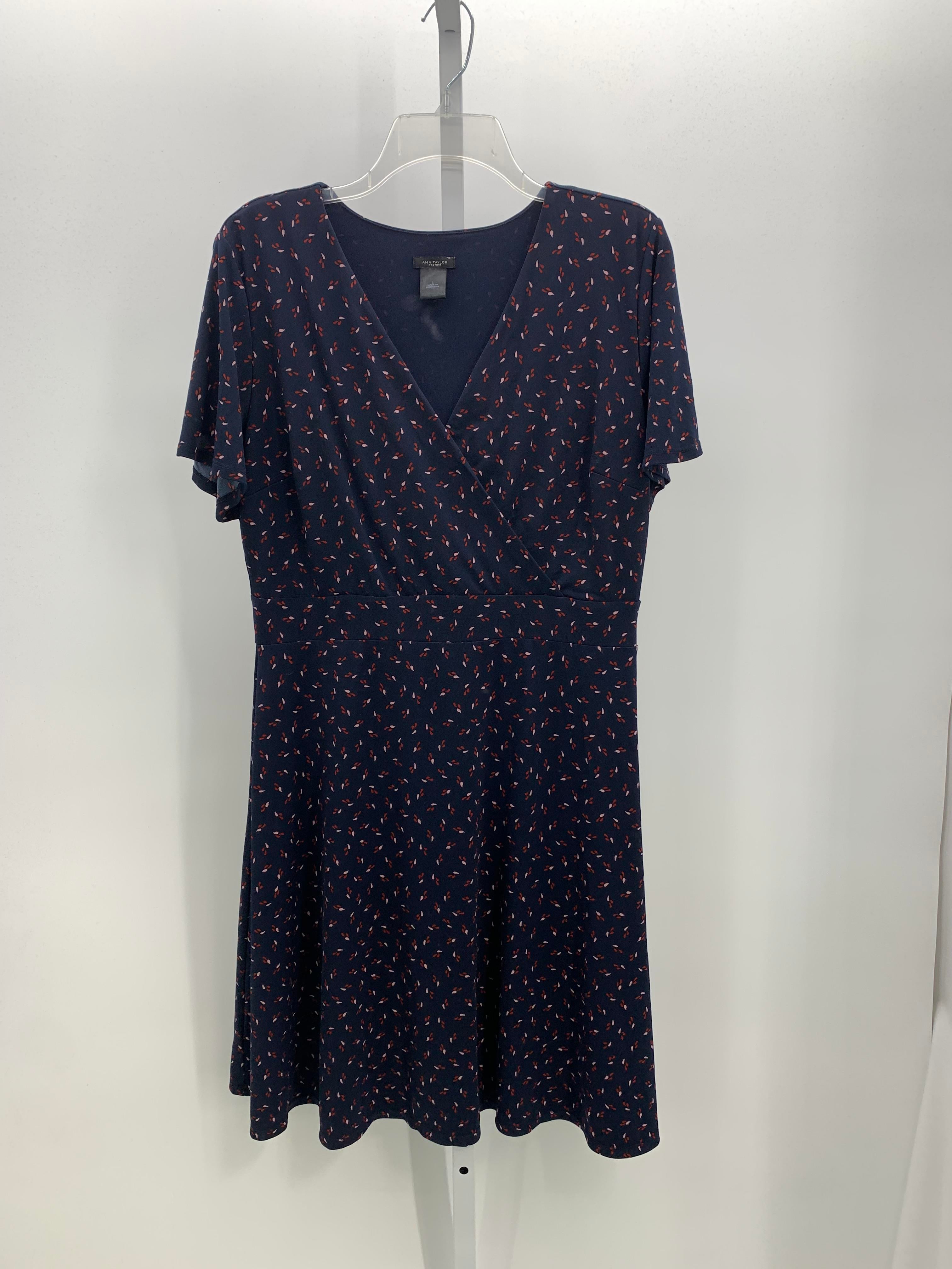 Ann Taylor Size Large Misses Short Sleeve Dress