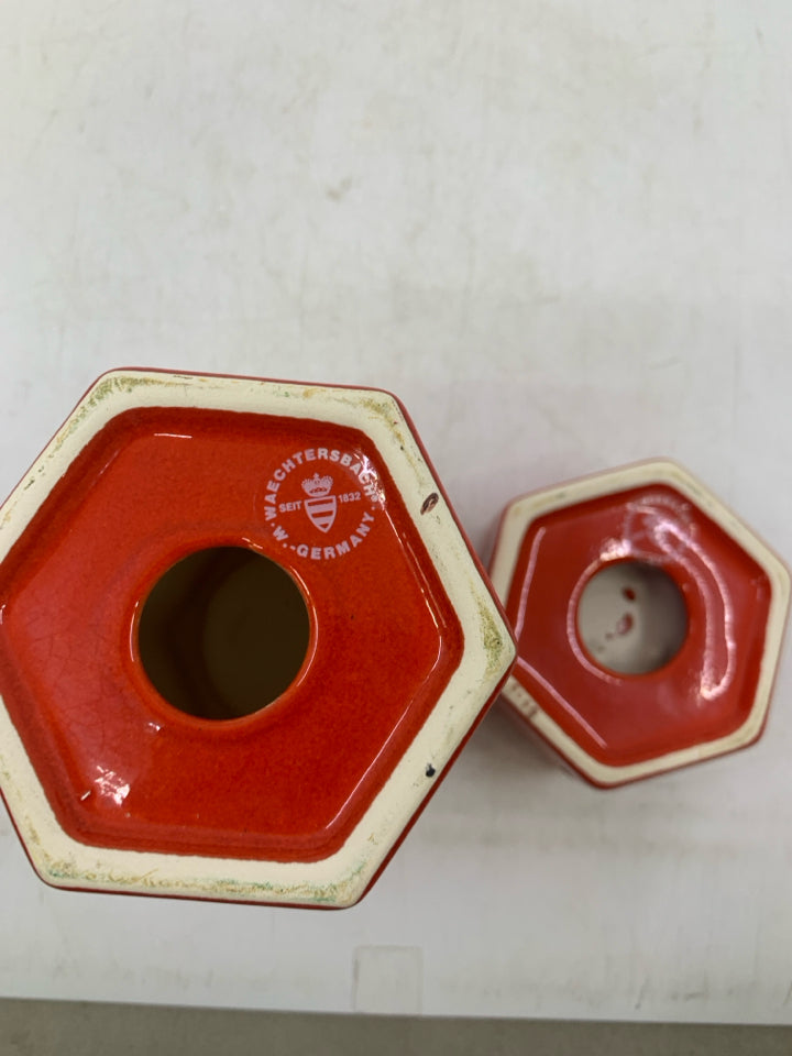 2 WAECHTERSBACH CHRISTMAS TREE RED CERAMIC TEA LIGHT HOLDERS HEXAGON SHAPE.