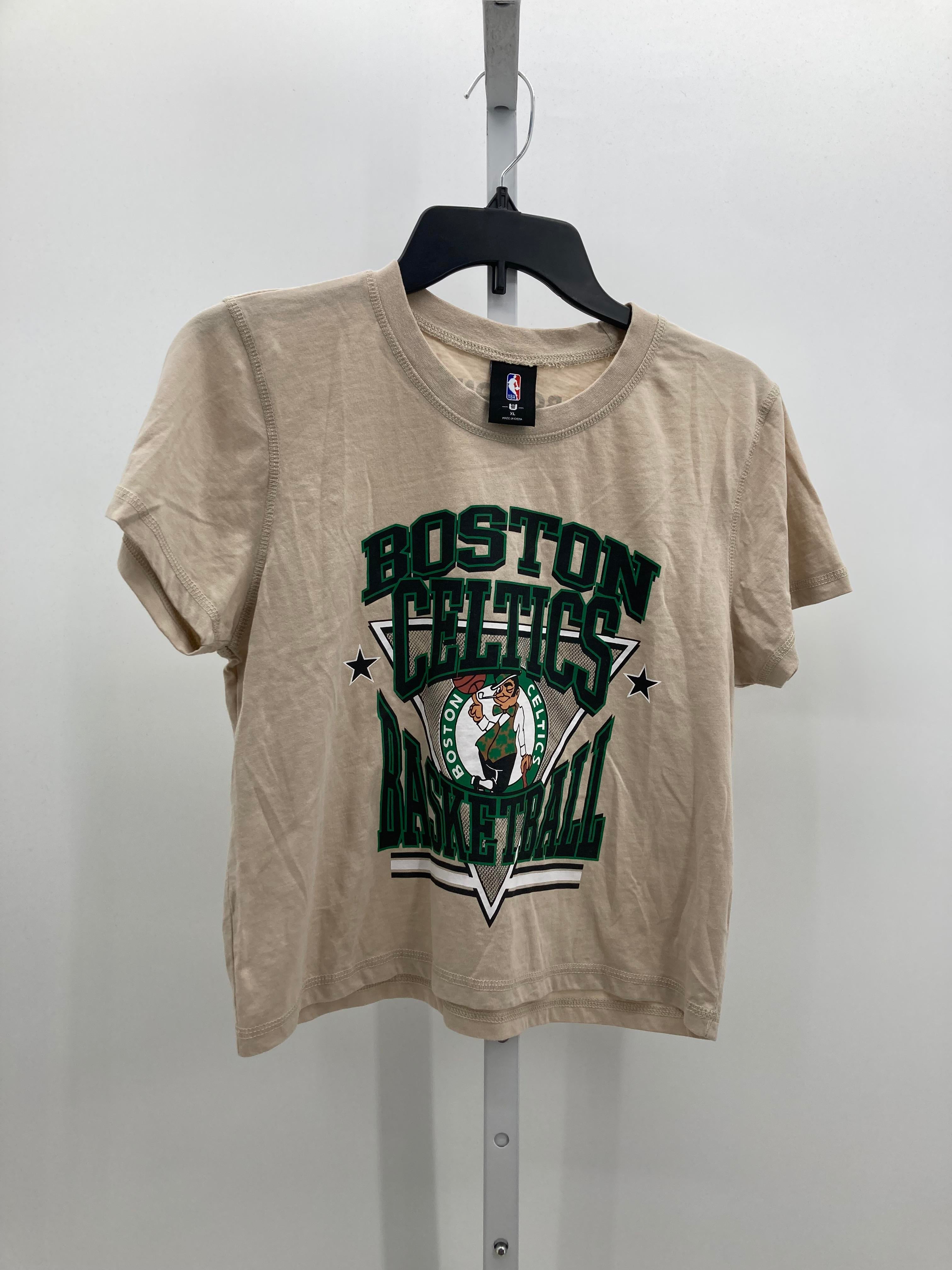 NBA Size Extra Large Juniors Short Sleeve Shirt