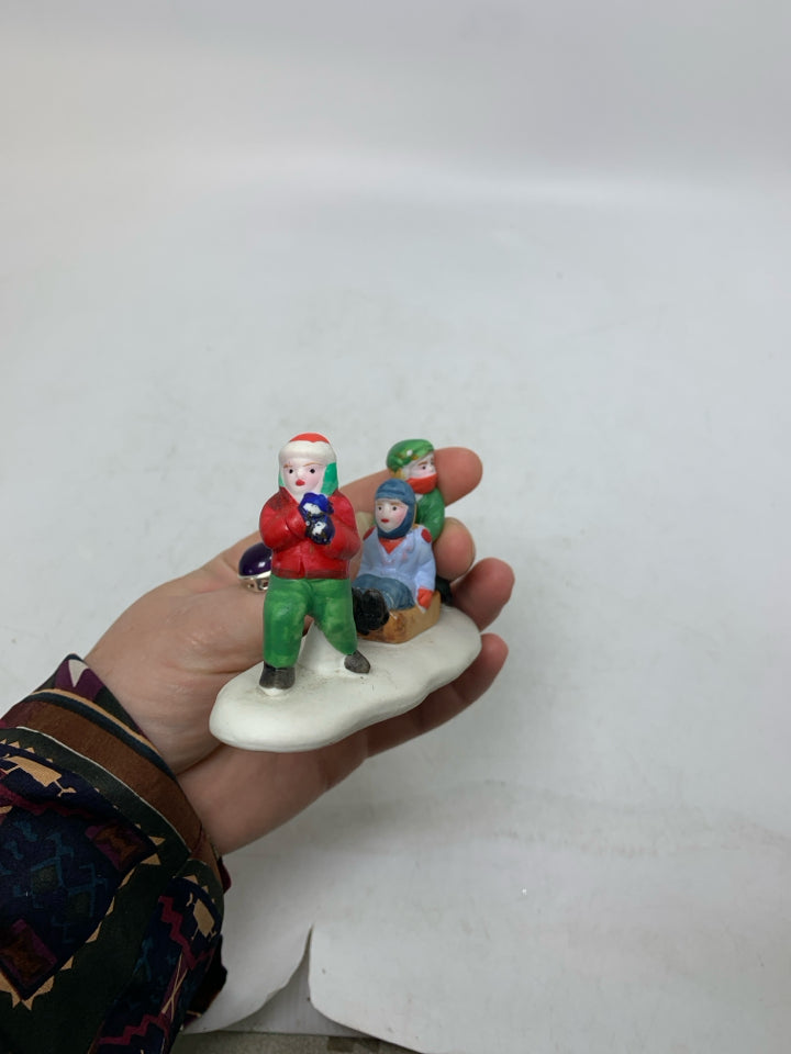 VTG 3 BOYS GETTING READY TO SLED LEMAX.