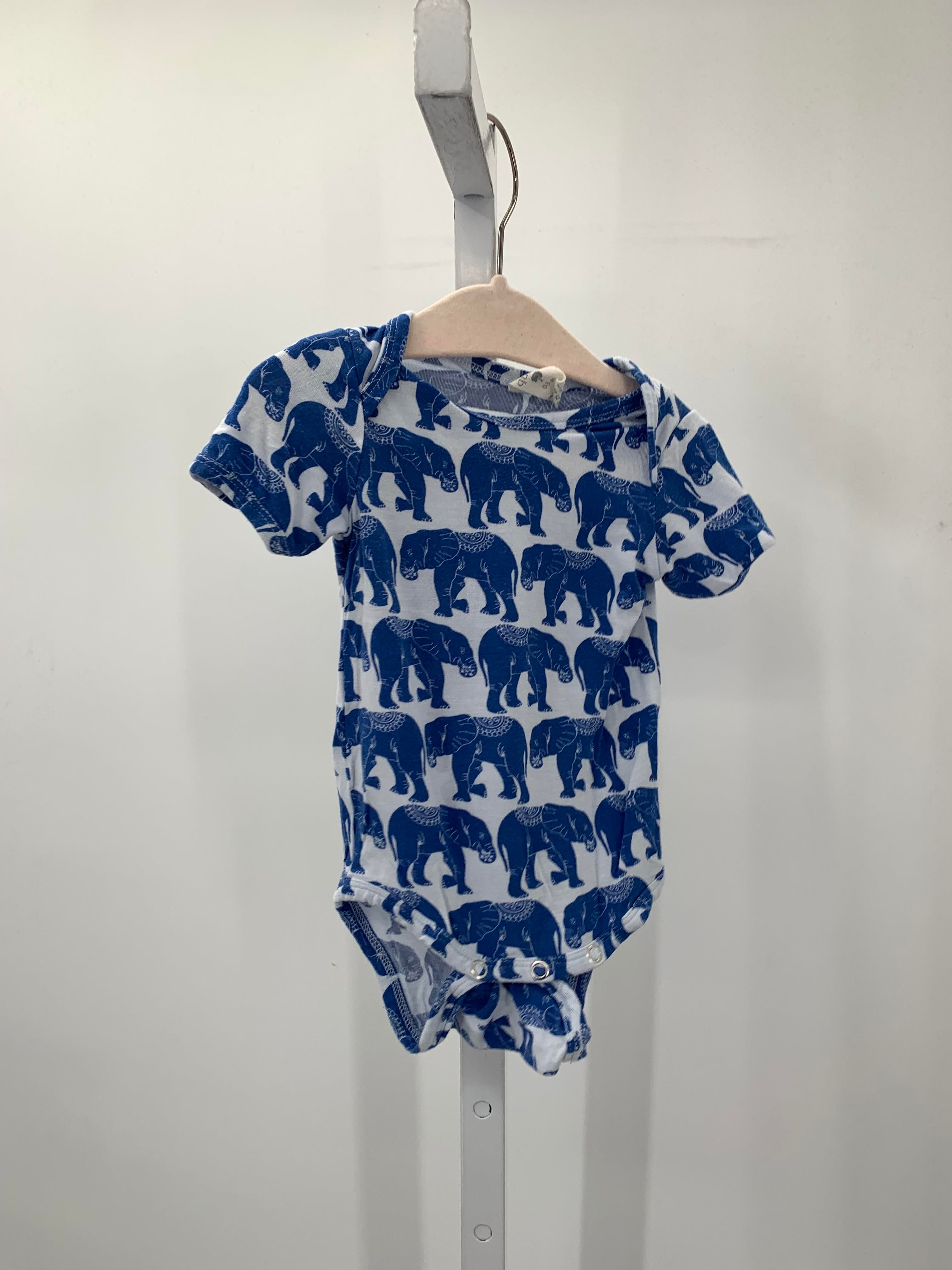 ELEPHANT PATTERN KNIT.
