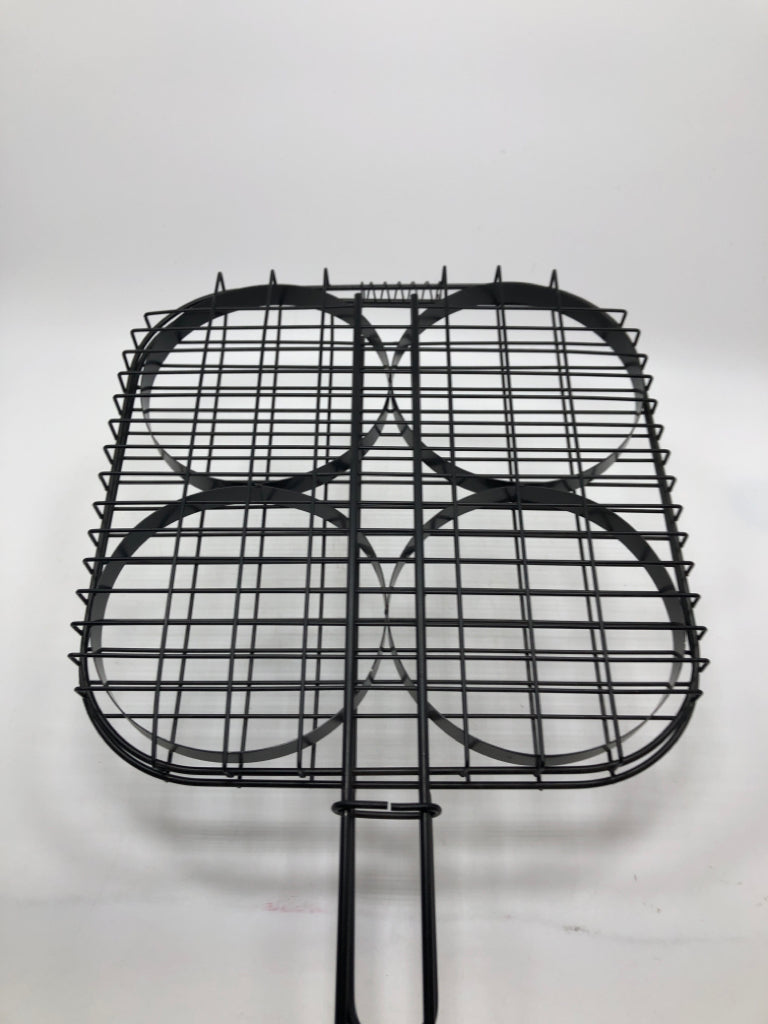 METAL GRILL BURGER BASKET.