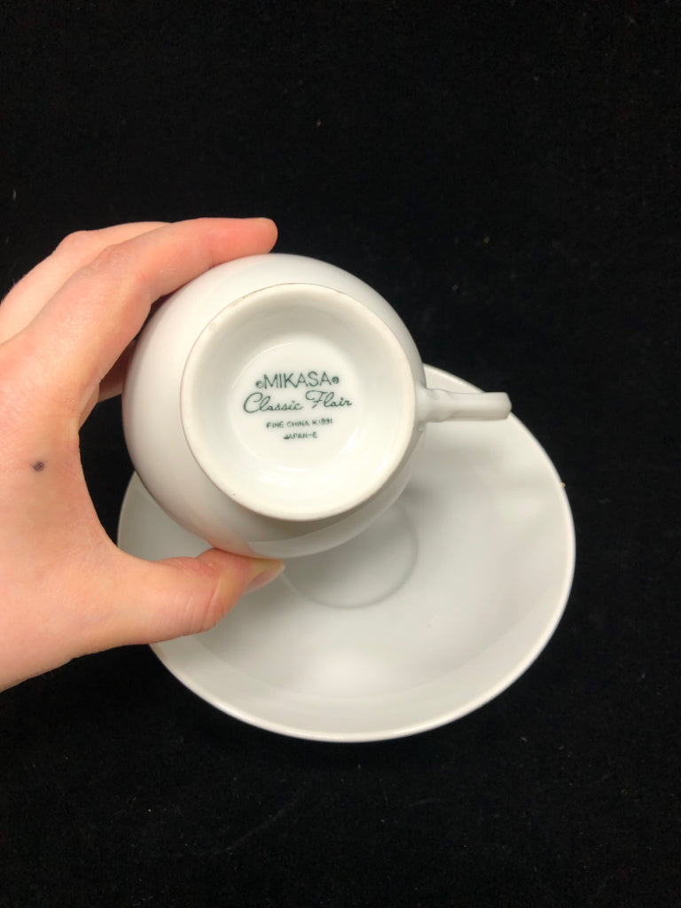 WHITE MIKASA TEA CUP W/SAUCER.
