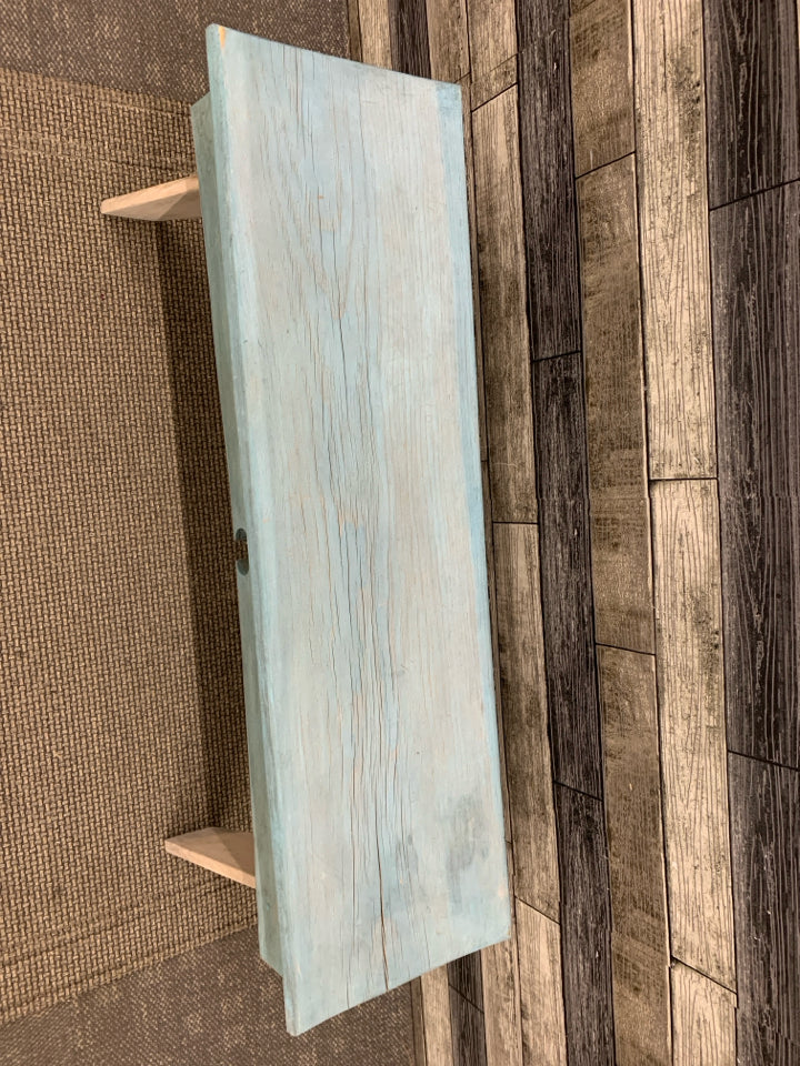 BLUE/GRAY WOODEN BENCH.