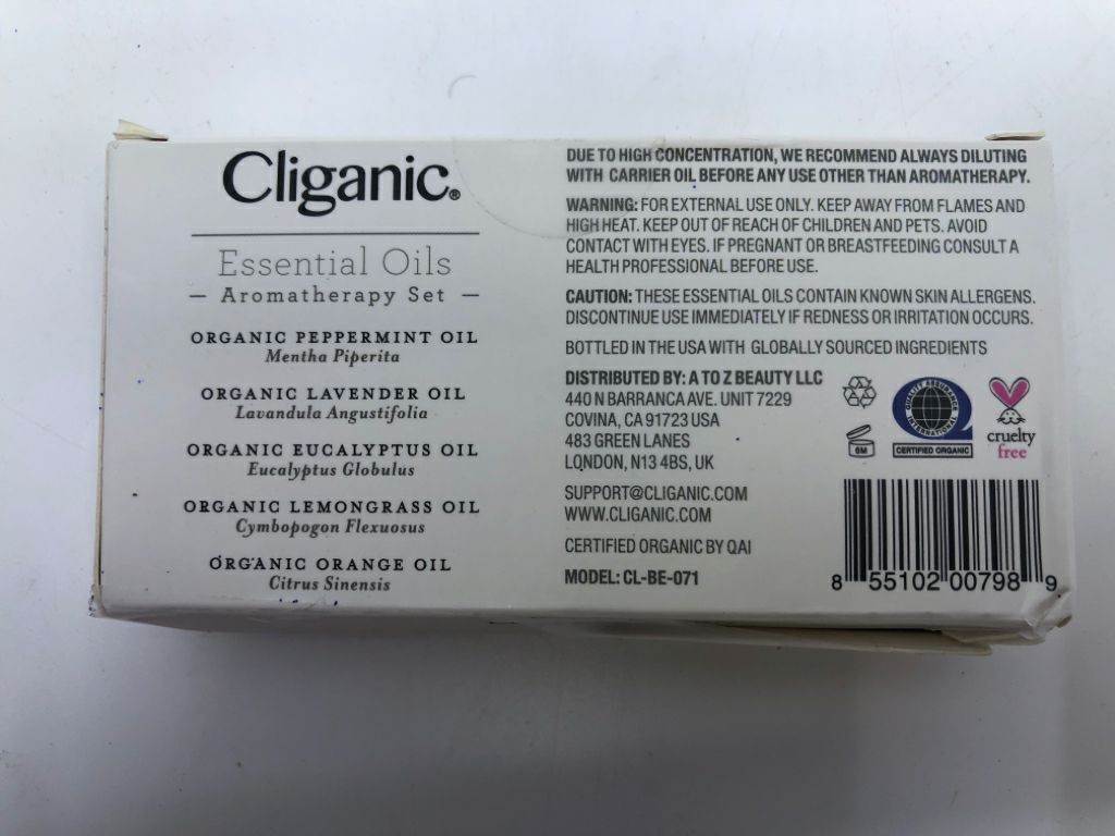 NIB CLIGANIC ESSENTIAL OILS.