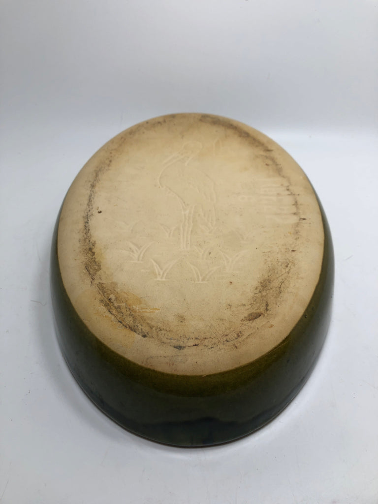 VTG FRENCH CERAMIC GREEN ROASTING DISH W/BIRD MARK.