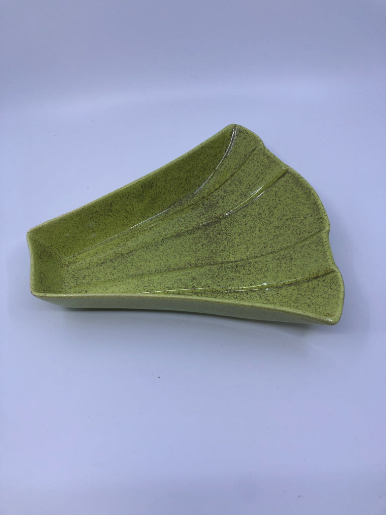 MCM GREEN SPECKLED TRAY- A C DAVEY.