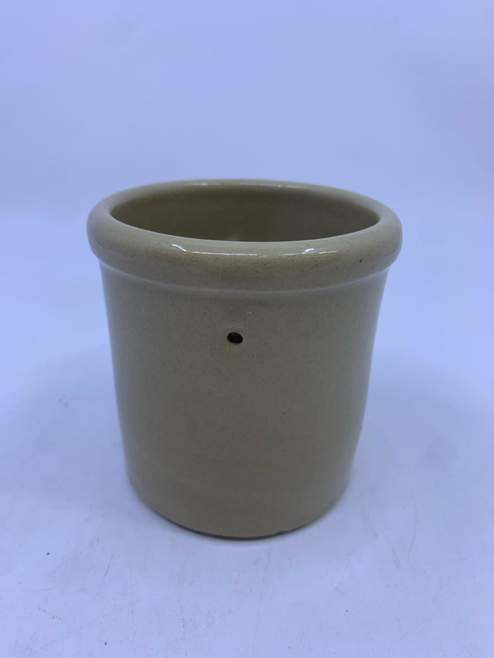 HEAVY CREAM POTTERY CROCK.