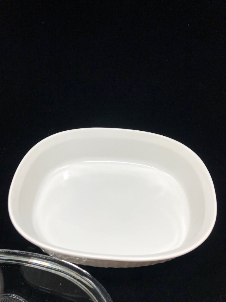 FRENCH WHITE CASSEROLE DISH W/LID.