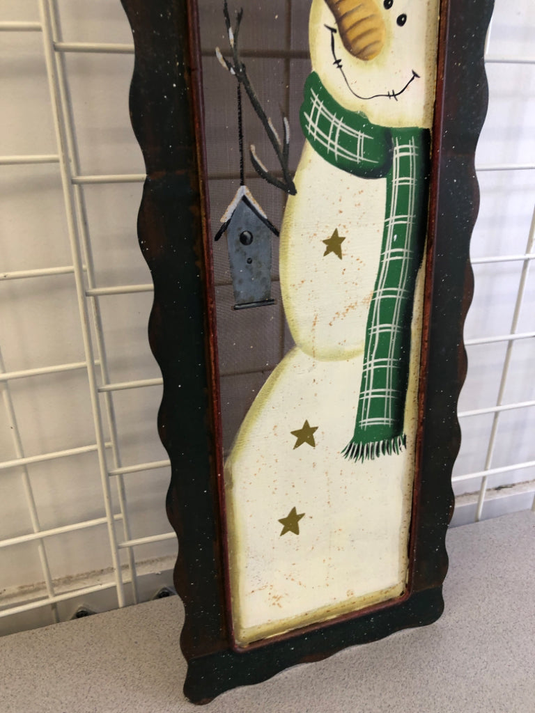 WELCOME SNOWMAN PAINTED ALUMINUM DOOR HANGING.