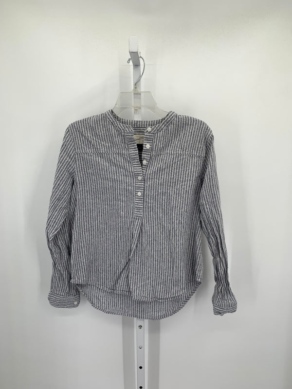 Universal Thread Size Small Misses Long Sleeve Shirt