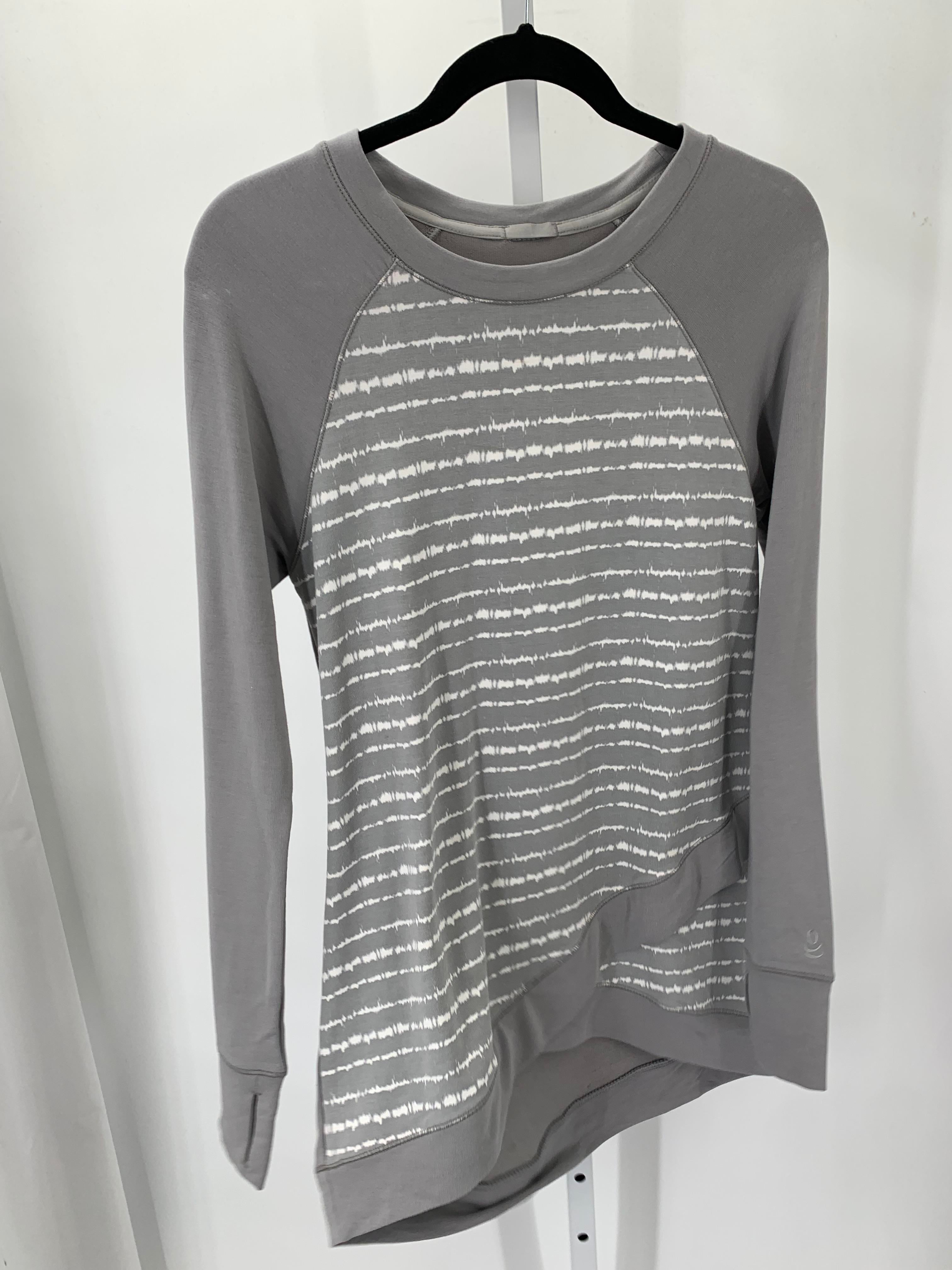 Cuddl Duds Size Medium Misses Long Sleeve Shirt