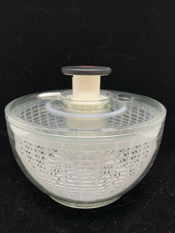OXO SALAD SPINNER.