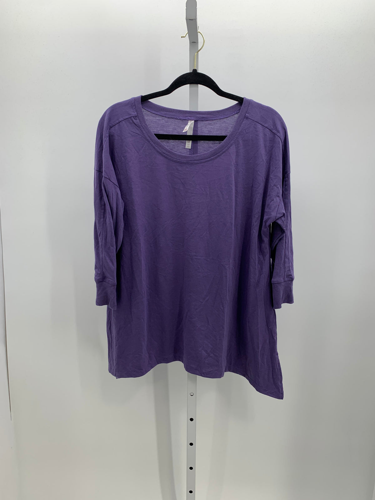 Lularoe Size Medium Misses 3/4 Sleeve Shirt