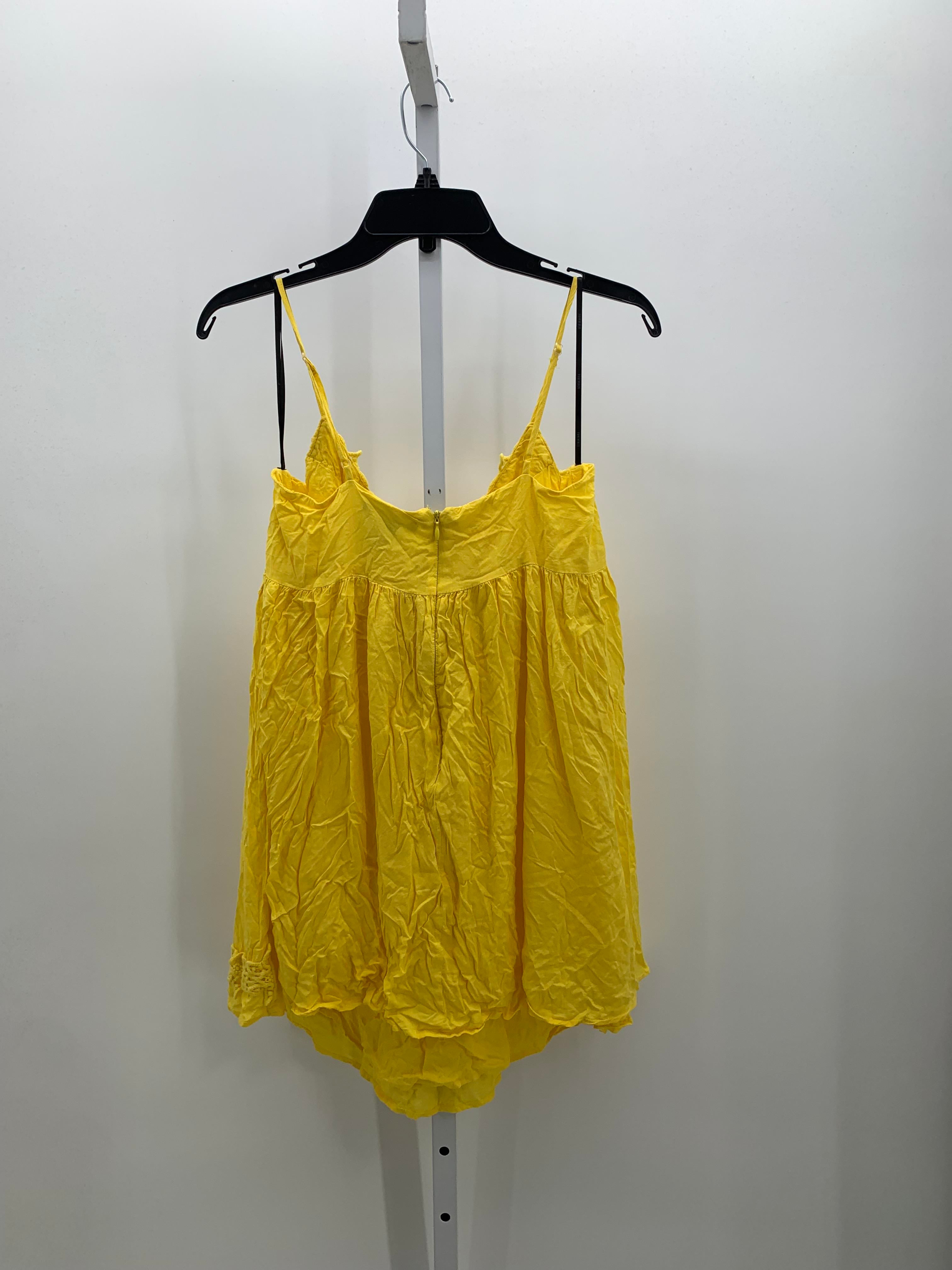 Forever 21 Size Large Juniors Sleeveless Shirt