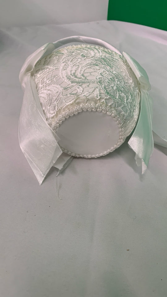 NIP FLOWER GIRL BASKET.