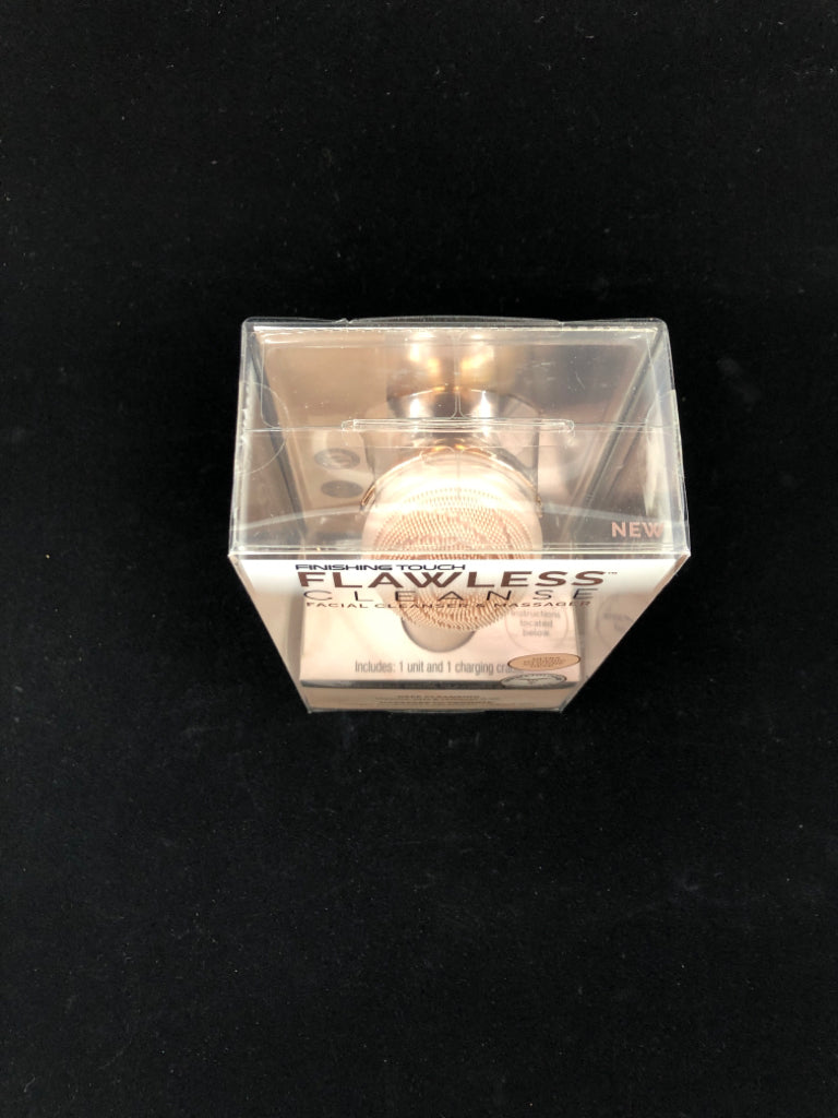 NIP FACIAL CLEANSER AND MASSAGER