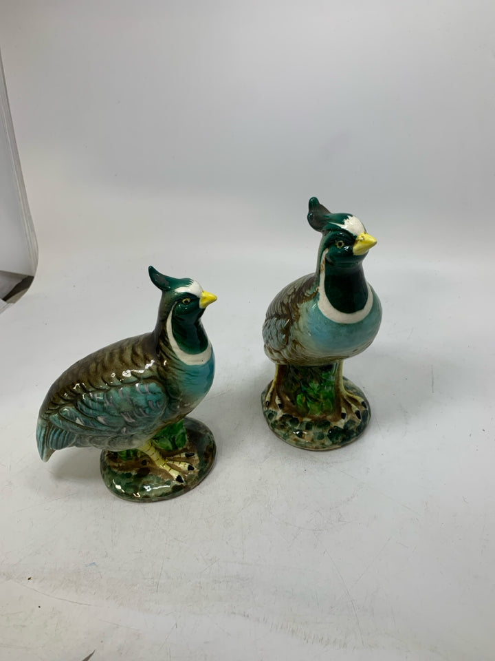 2 COLORFUL STANDING QUAILS.
