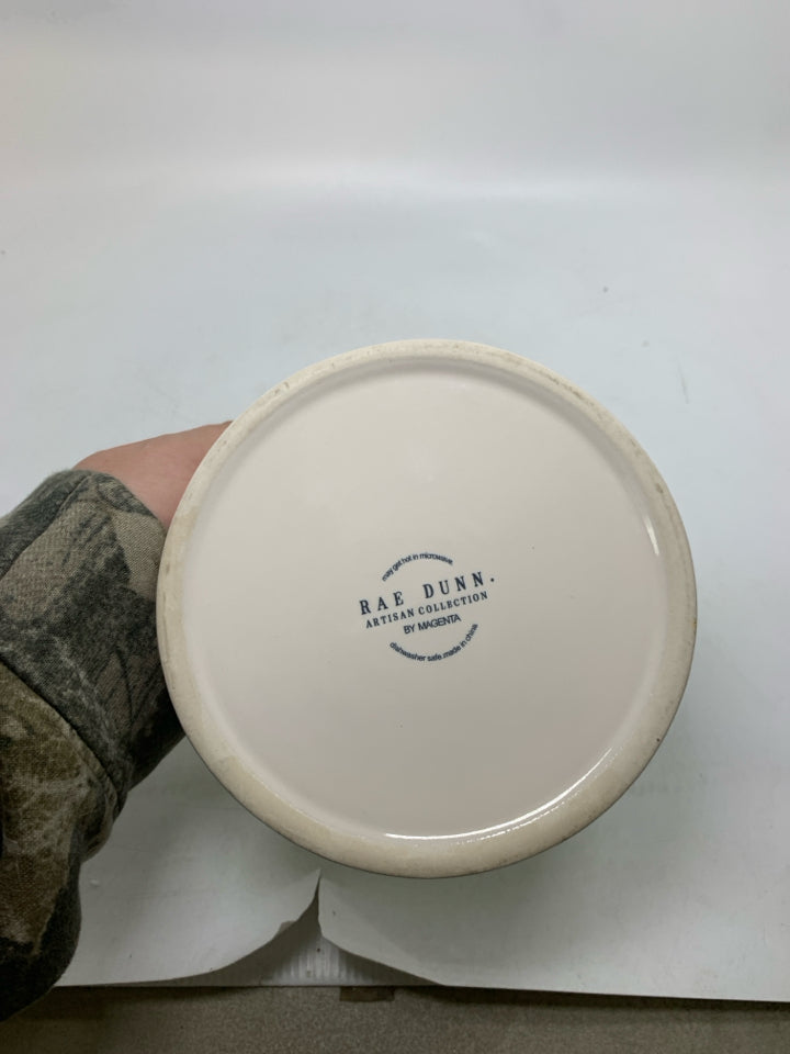 DINE DOG DISH BOWL W/ GREEN INSIDE.