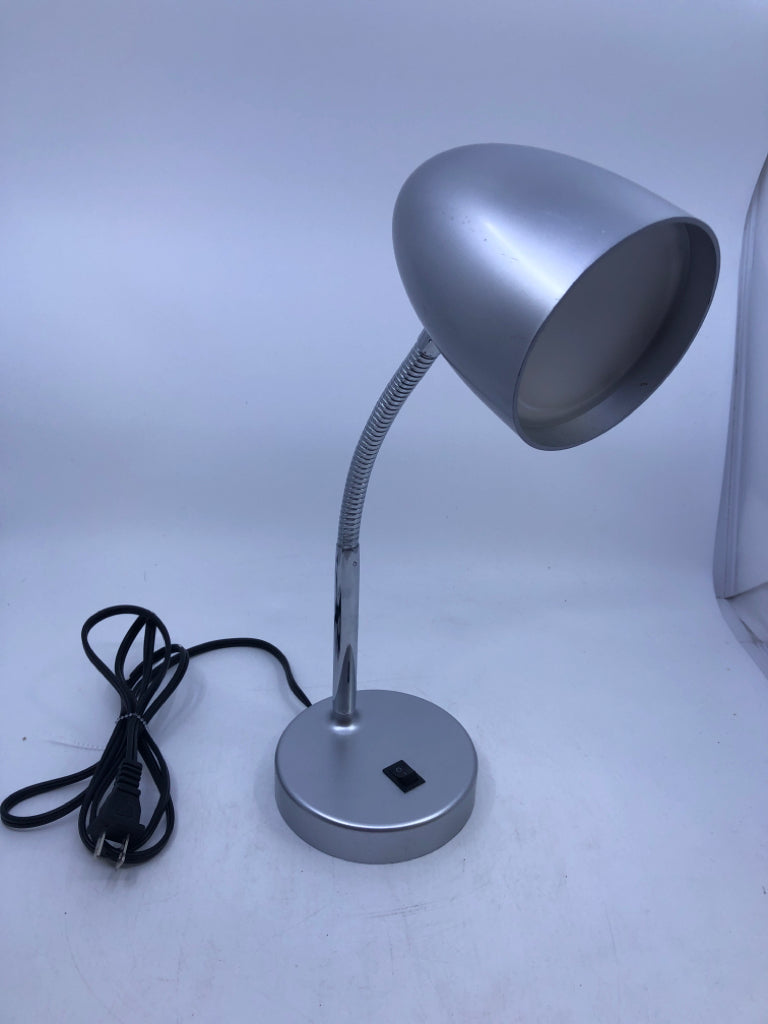 SILVER ADJUSTABLE DESK LAMP.