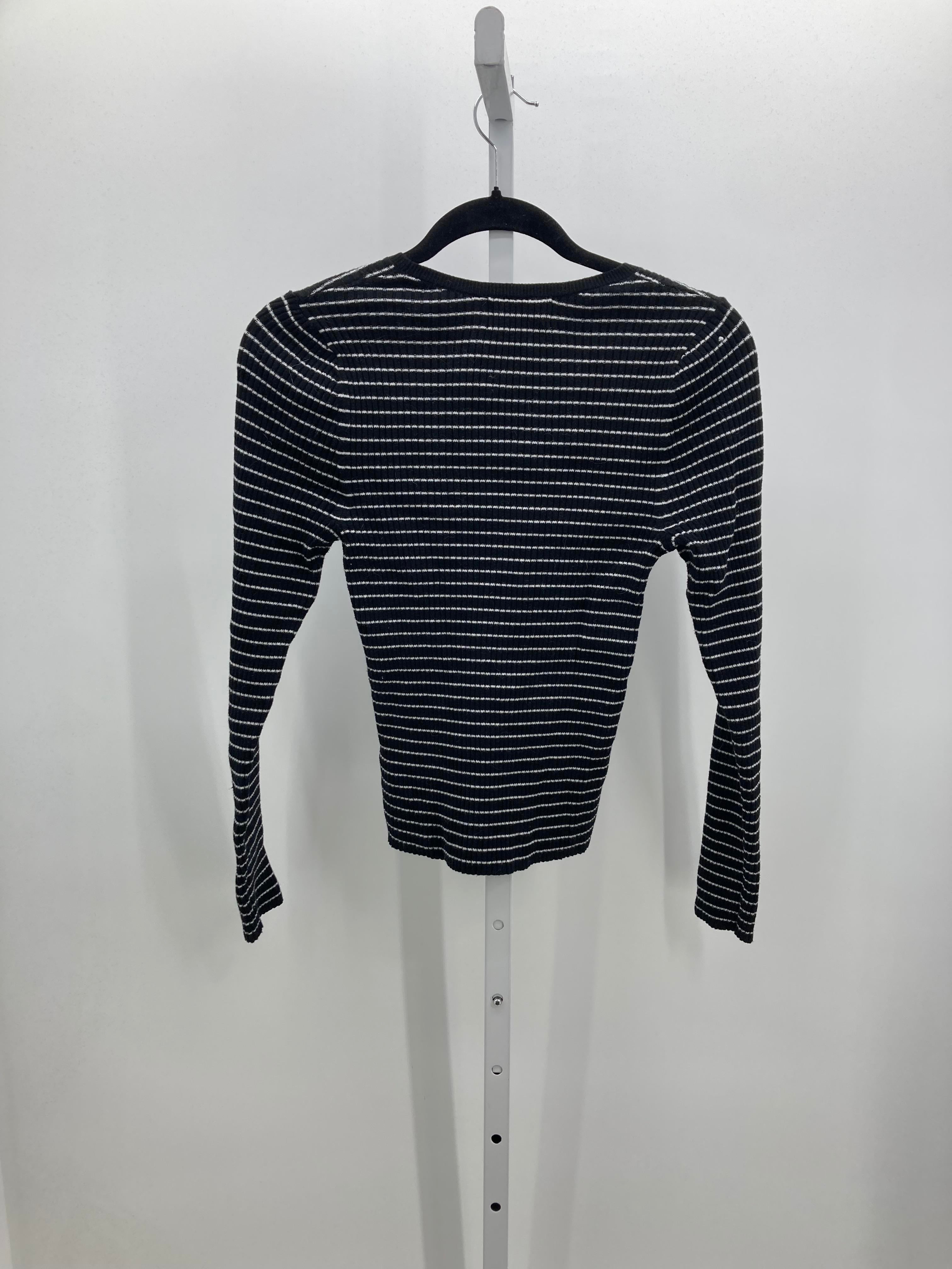 Old Navy Size Medium Misses Long Slv Sweater