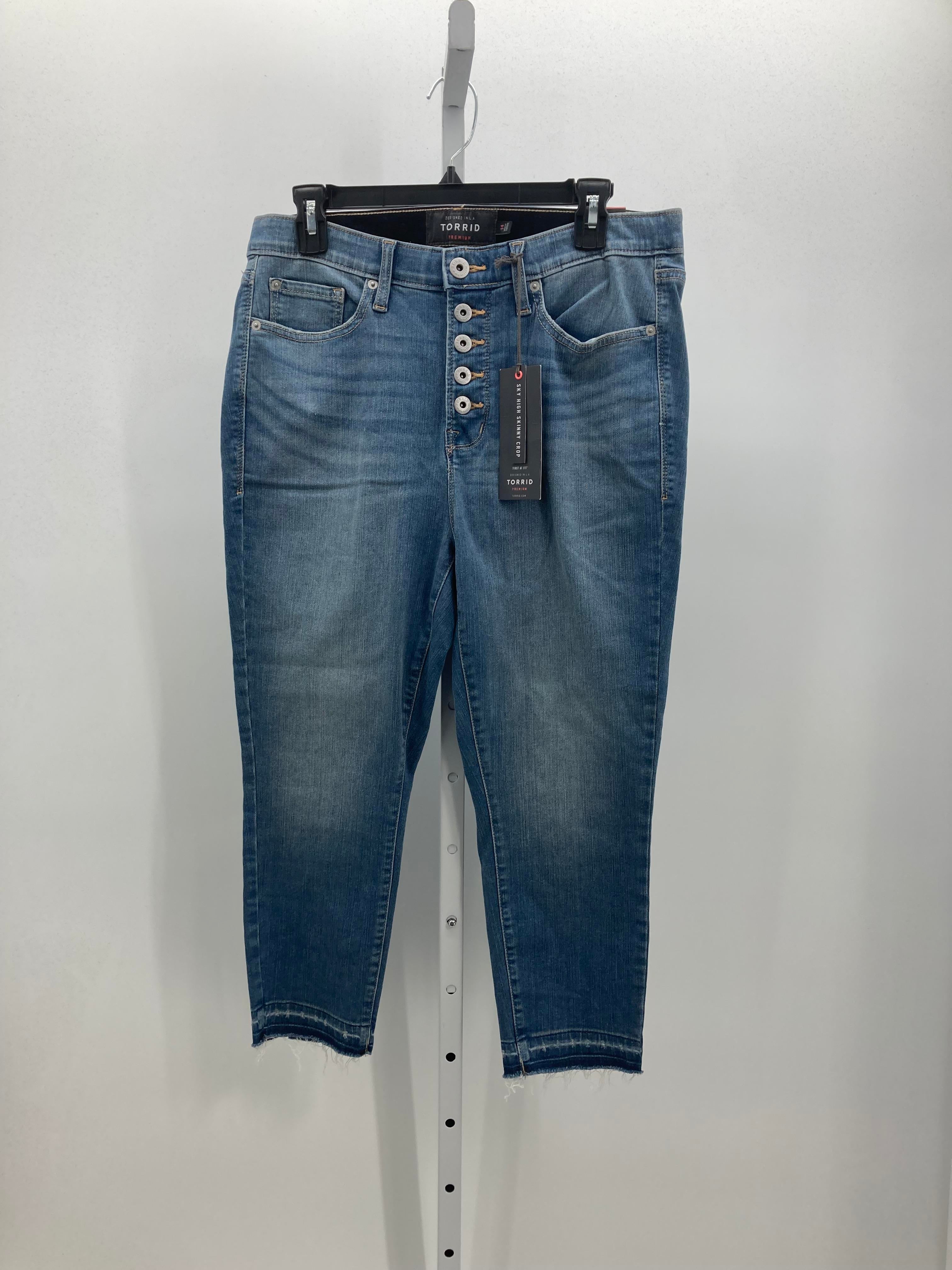 Torrid Size 14 Misses Cropped Jeans