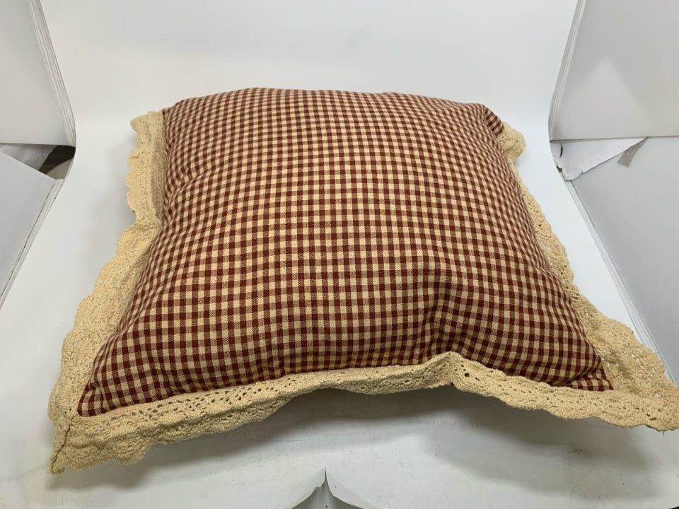CHECKERED PILLOW W/ LACE TRIM.
