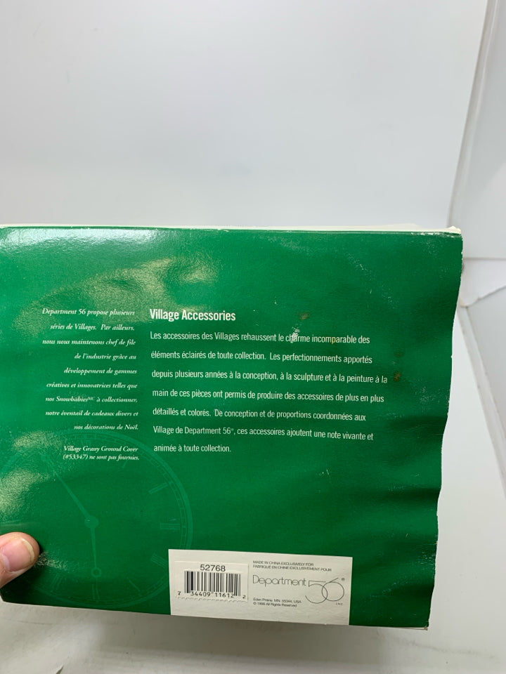 IN BOX DEPT 56 FIELDSTONE WALL WITH APPLE TREE VILLAGE ACCESSORY.