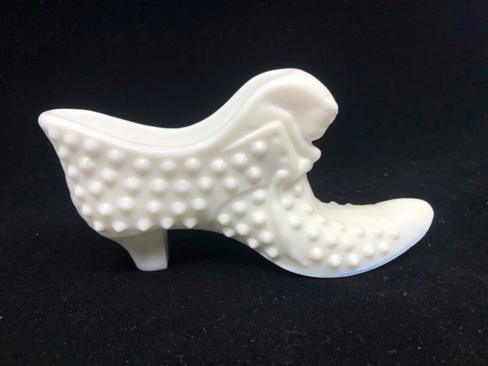 VTG FENTON MILK GLASS HOBNAIL VICTORIAN SHOE.