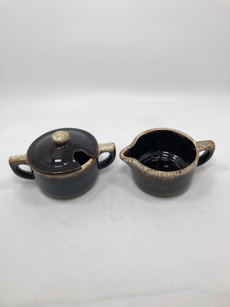 VTG BROWN DRIP GLAZE SUGAR/CREAMER SET.