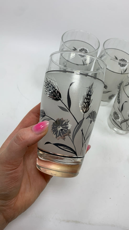 4 VTG FROSTED WHEAT PATTERN GLASSES.