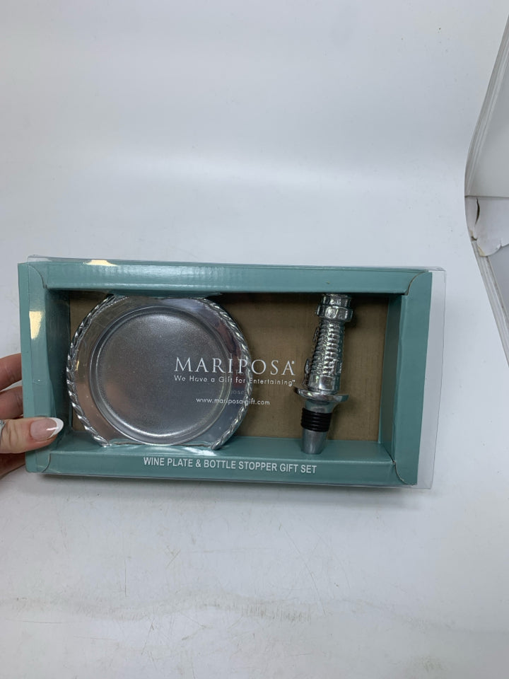 NIB 2PC LIGHTHOUSE & SWIZZLE WINE SET PLATE/STOPPER.