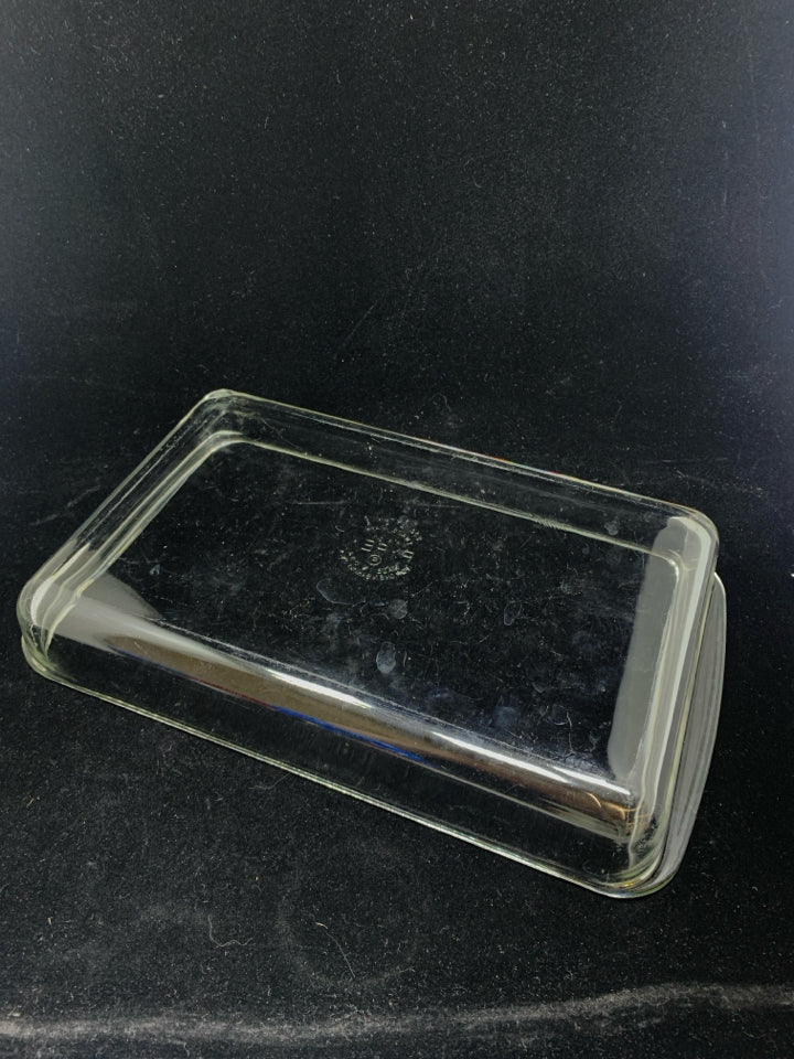 PYREX GLASS BAKING DISH.