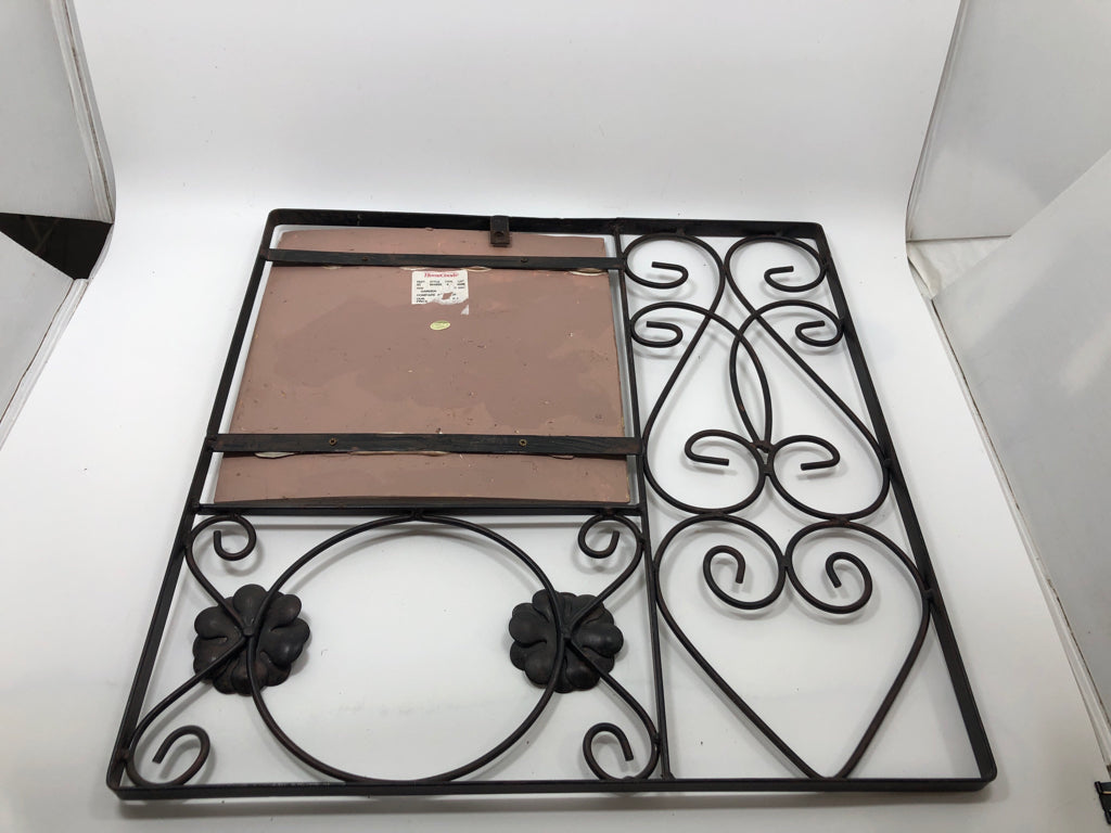 METAL WALL DECOR W/CEMENT DECOR.