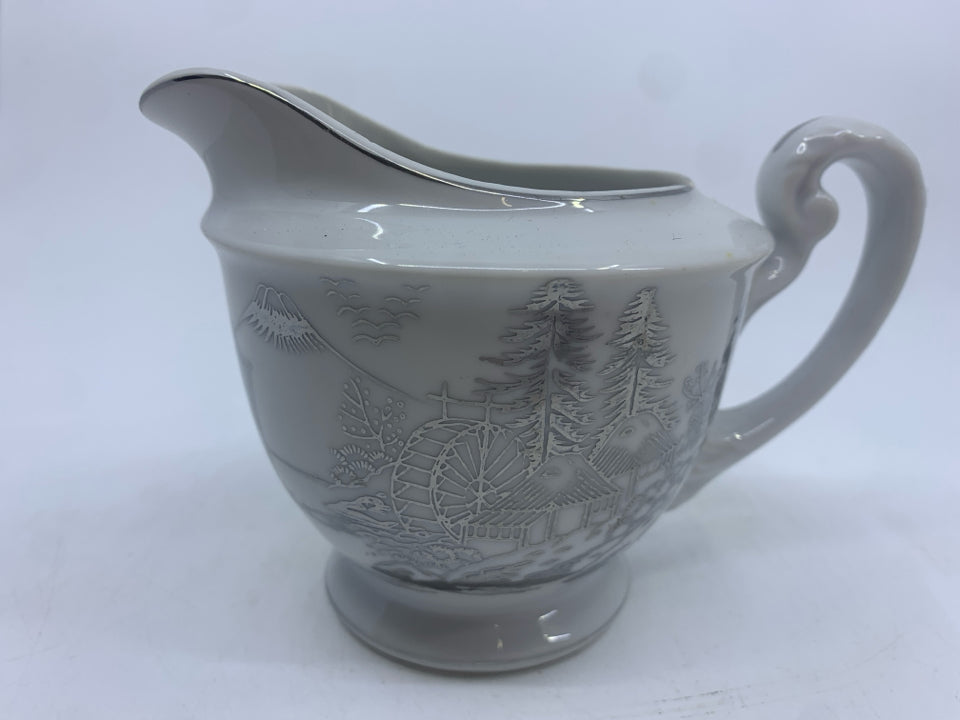 WHITE/SILVER KUTANI CREAMER.