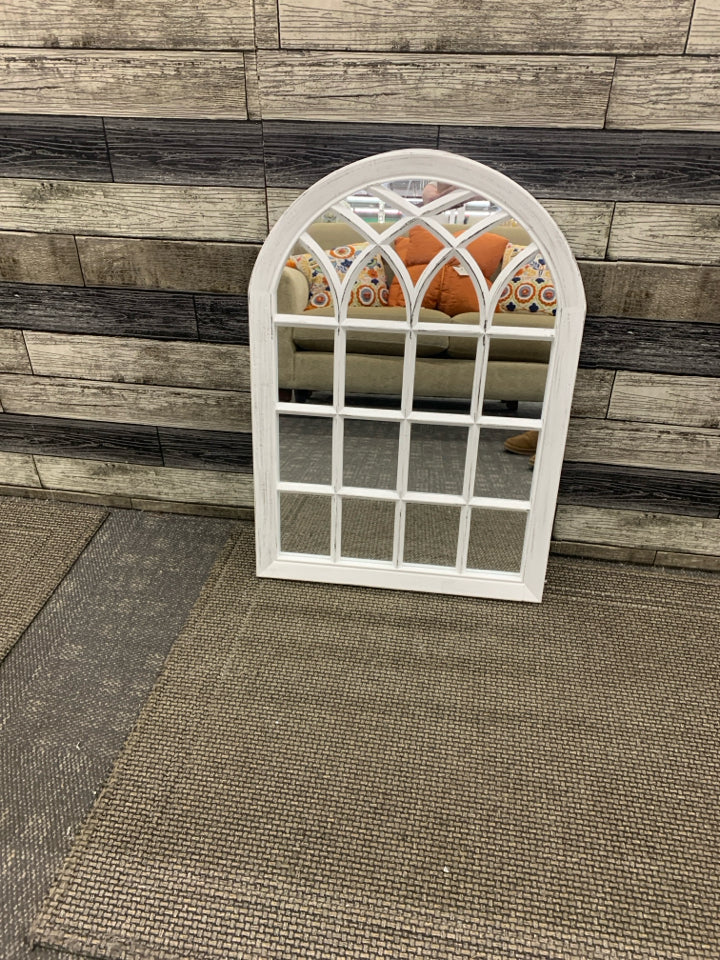 WHITE WINDOW GRID PATTERN MIRROR ARCHED TOP.