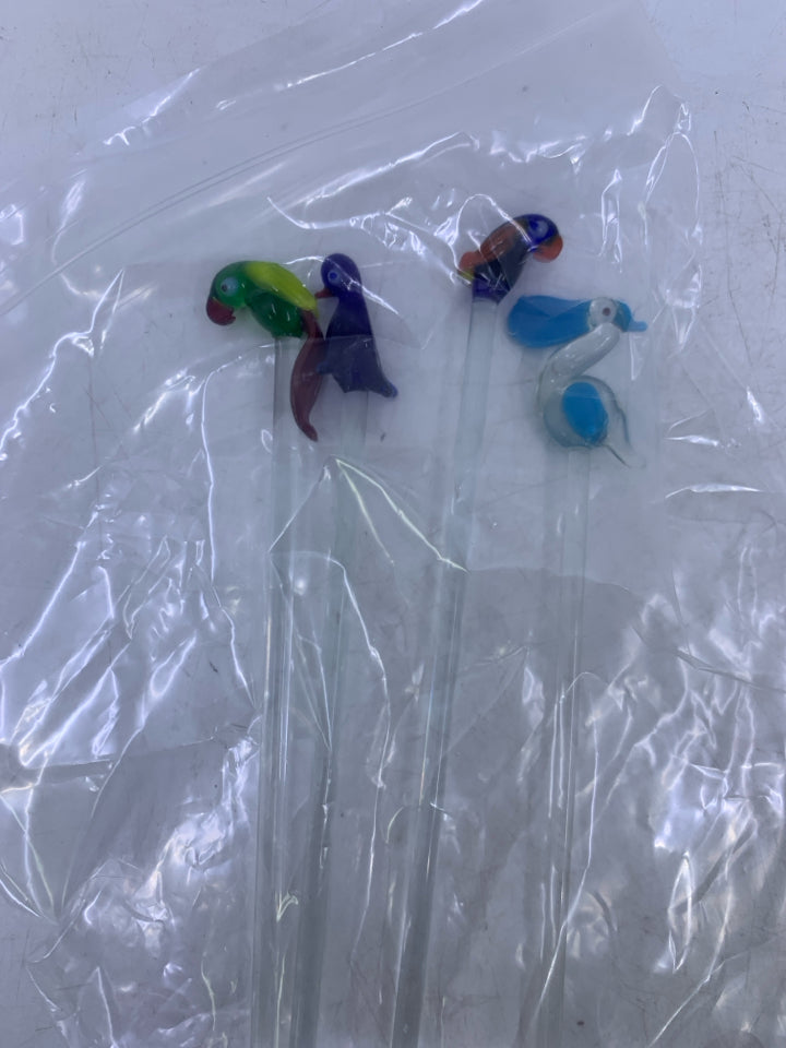 4 BLOWN GLASS BIRD DRINK STIRERS IN BAG.