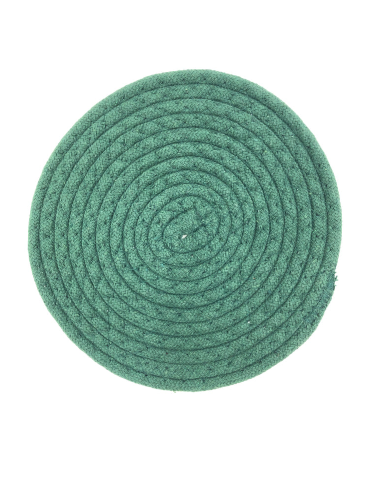 BRAIDED TRIVET