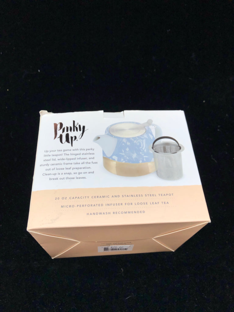 NIB CERAMIC TEAPOT + INFUSER