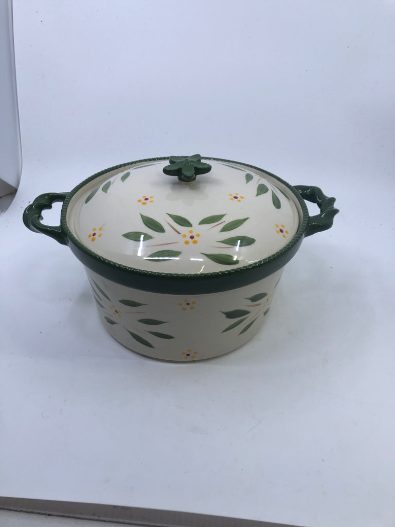 LARGE GREEN TEMPTAIONS BAKING DISH W LID.