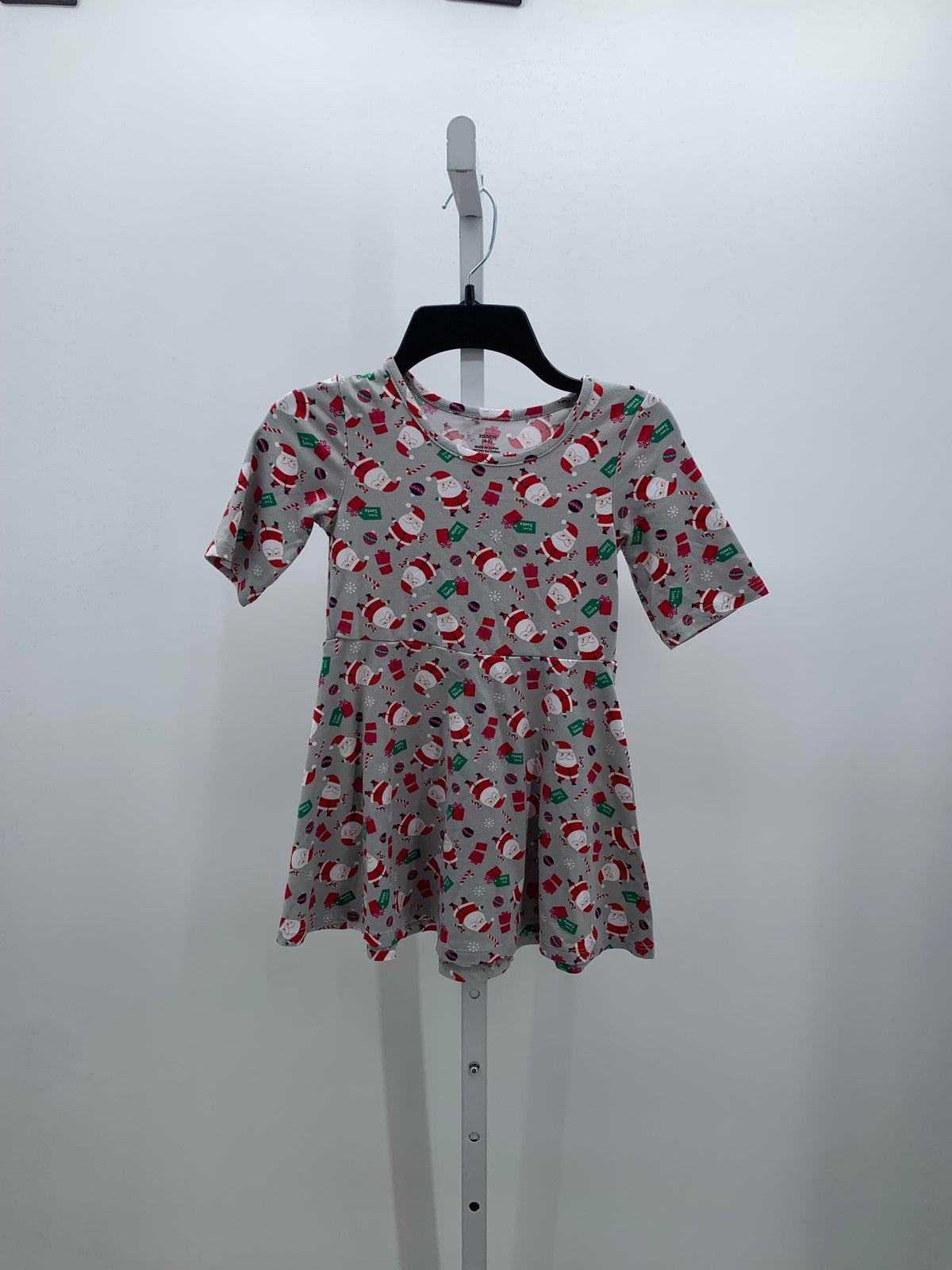 SHORT SLV DRESS SANTAS.