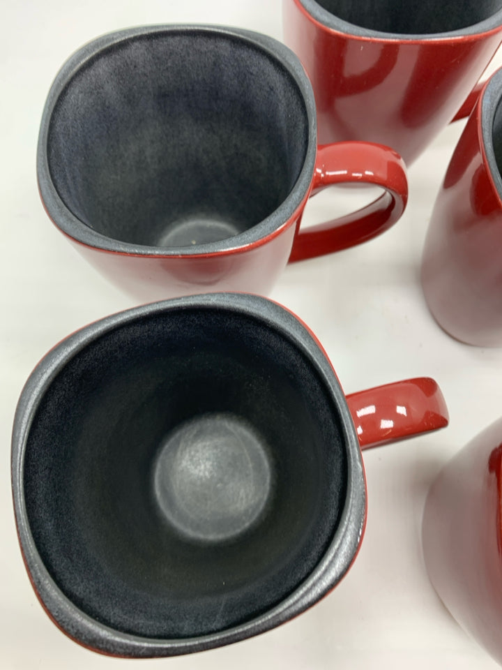 5 HEARTHSTONE MUGS.