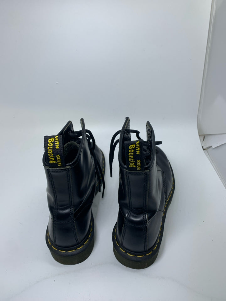Dr Doc Marterns 1460 Smooth Leather Lace Up Combat Boots *Minor Wear