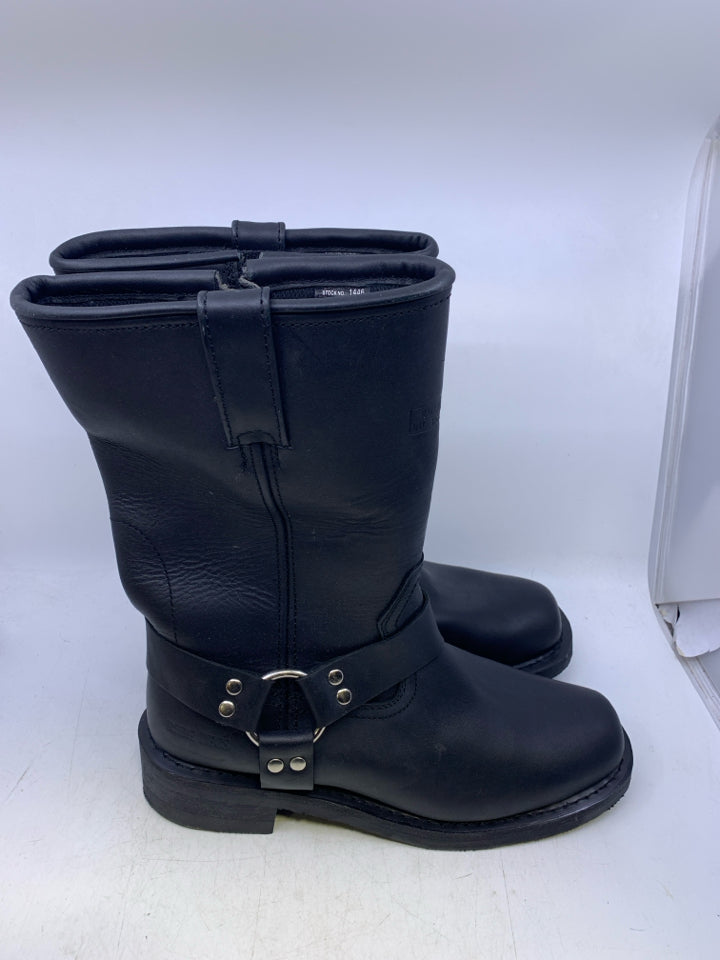Size 10 Young Men's Boots
